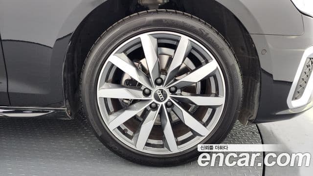 Audi A4 (B9) Premium, 2023 все фото