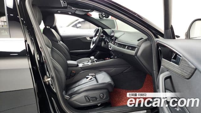 Audi A4 (B9) Premium, 2023 11