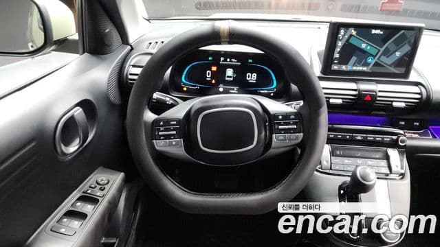 Hyundai Casper турбо D Essential, 2023 13