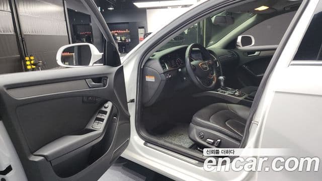 Audi New A4 B8, 2014 10