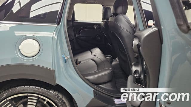 Mini Cooper S 3세대, 2023 12