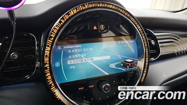 Mini Cooper S 3세대, 2023 17