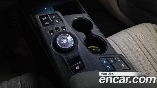 Kia K8 гибрид Signature, 2023 9