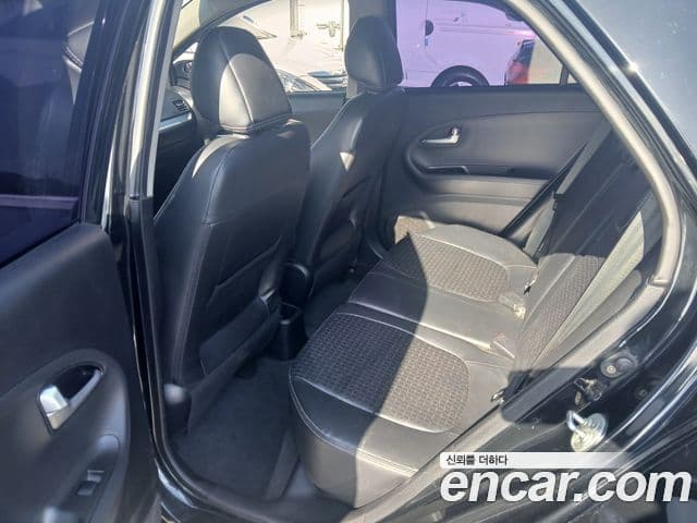 Kia The / новый New Morning Luxury, 2016 8