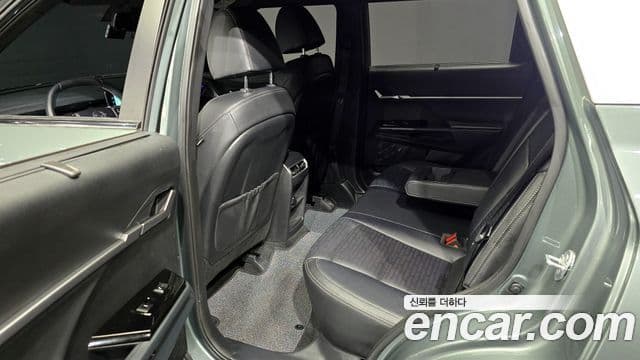 KG모빌리티(SsangYong) Torres T7, 2023 11