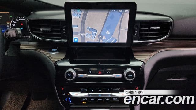 Ford Explorer 6세대 2.3 Limited 4WD, 2022 14