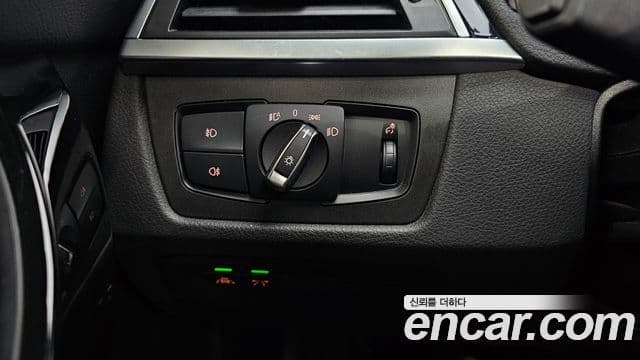 BMW 3시리즈 (F30), 2018 17