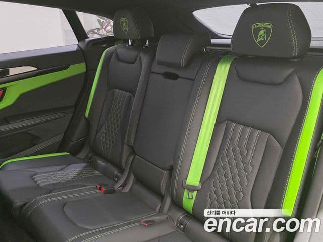 Lamborghini Urus 4.0 V8 SE, 2025 9