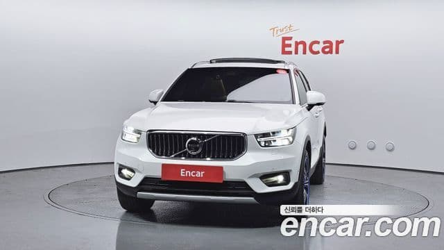 Volvo XC40 B4 Inscription, 2021 3