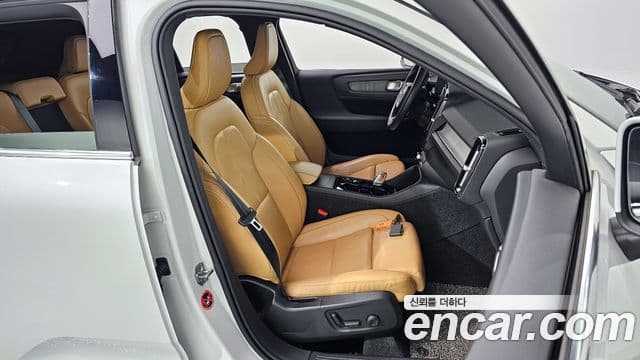 Volvo XC40 B4 Inscription, 2021 12