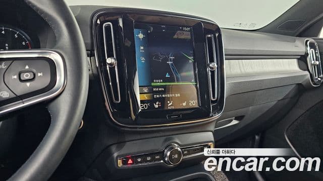 Volvo XC40 B4 Inscription, 2021 16