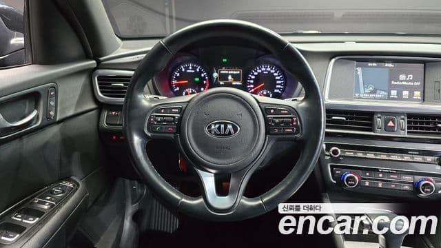 Kia K5 2세대 Signature, 2017 13