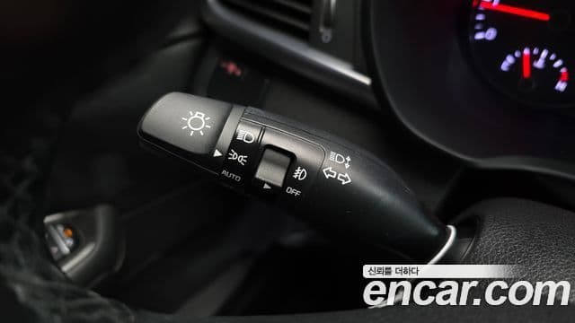 Kia K5 2세대 Signature, 2017 16