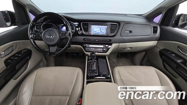 Kia All New Carnival Prestige, 2015 7