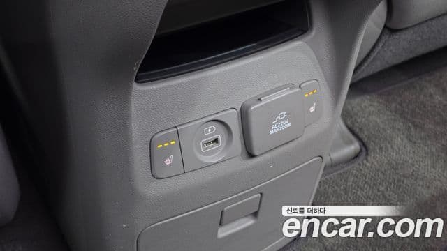 Kia All New Carnival Prestige, 2015 19