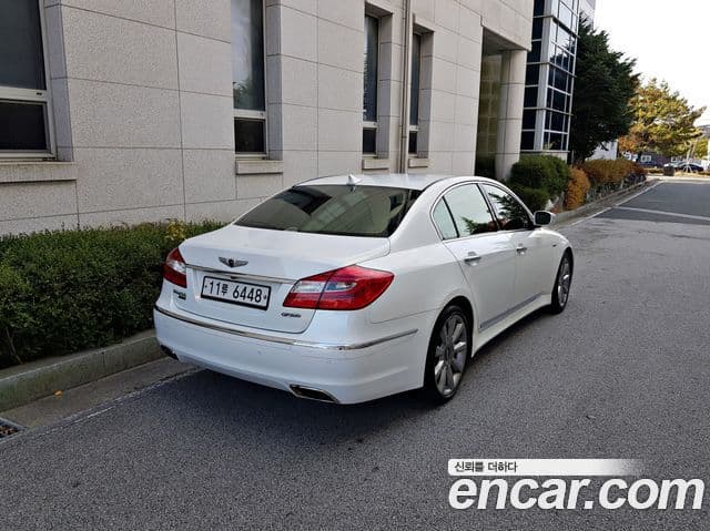 Hyundai Genesis Special, 2013 4