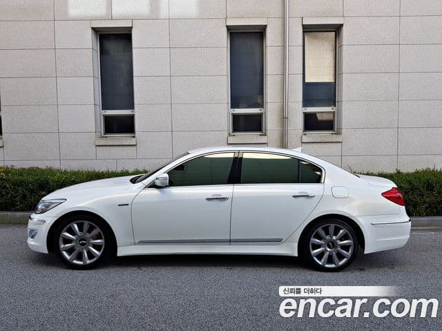 Hyundai Genesis Special, 2013 8