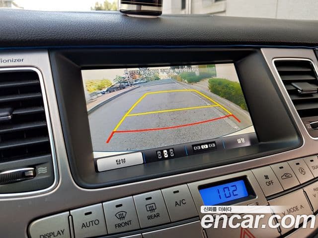 Hyundai Genesis Special, 2013 16