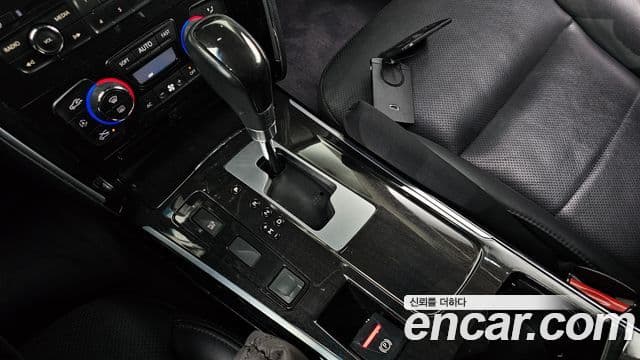 Renault Korea(Samsung) SM7 Nova LPLI 2.0 LPe для людей с инвалидностью, 2017 9