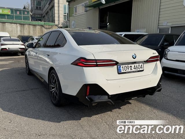 BMW 5시리즈 (G60) 520i M Sport, 2026 4