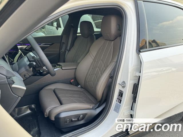 BMW 5시리즈 (G60) 520i M Sport, 2026 10