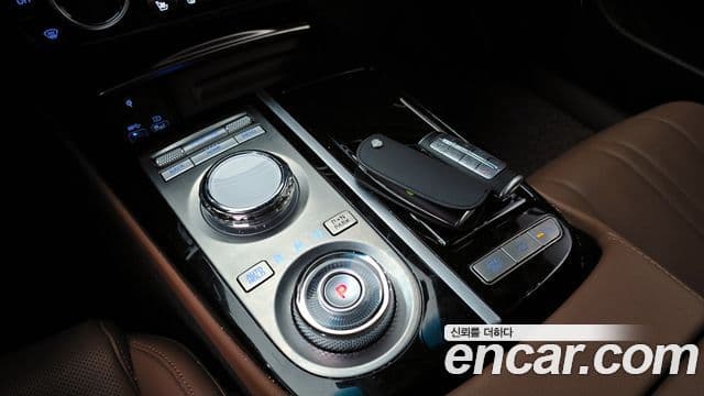 Genesis G80 (RG3) бензин 2.5 турбо AWD, 2023 9