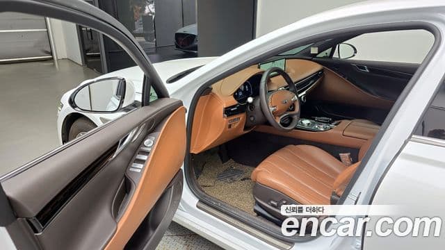 Genesis G80 (RG3) бензин 2.5 турбо AWD, 2023 11