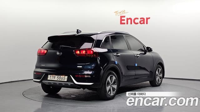 Kia Niro Luxury, 2018 2