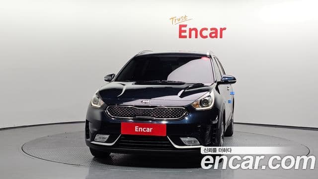 Kia Niro Luxury, 2018 3