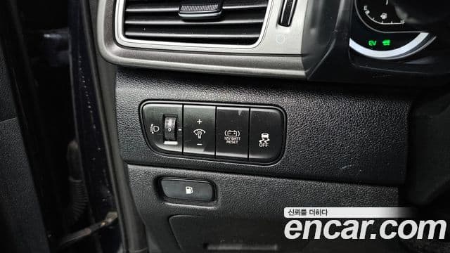 Kia Niro Luxury, 2018 15