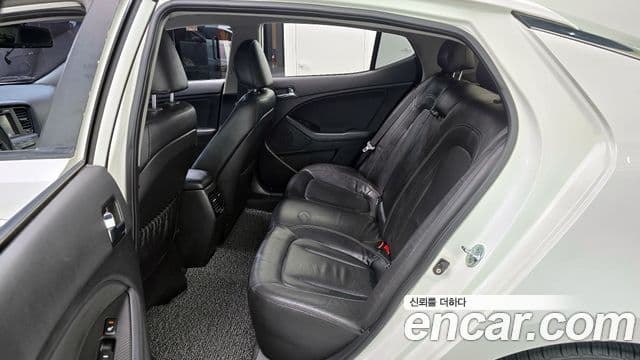 Kia K5 гибрид Prestige, 2012 12