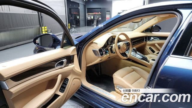 Porsche Panamera 970, 2015 10