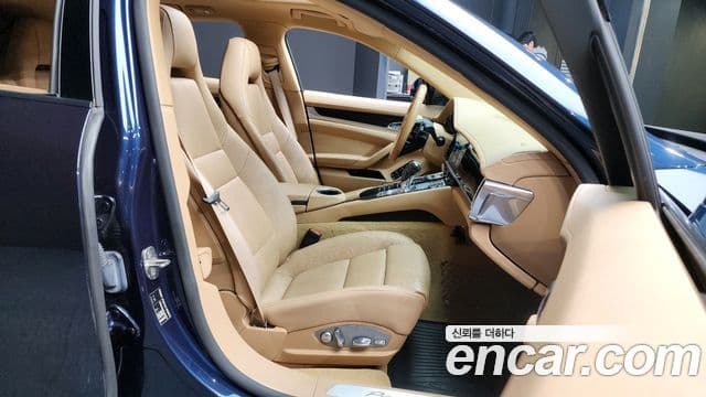 Porsche Panamera 970, 2015 11