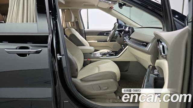 Kia Carnival 4세대 Signature, 2023 10