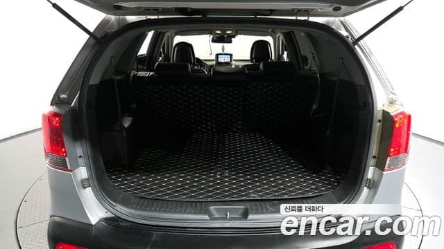 Kia Sorento R топовая версия, 2011 20