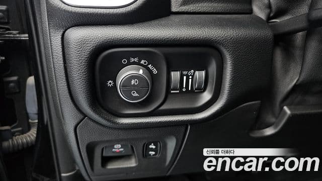 Dodge 램픽업, 2019 17