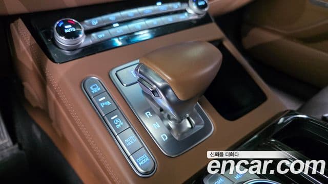 Genesis G90 Luxury, 2020 9