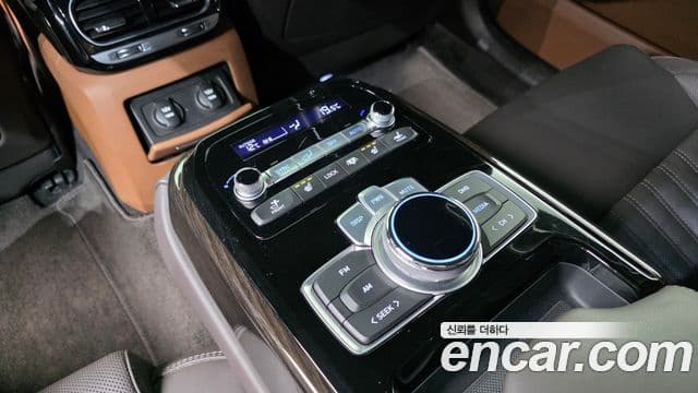 Genesis G90 Luxury, 2020 17