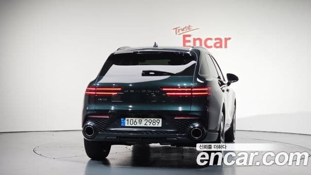 Genesis GV70, 2022 4