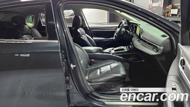 Hyundai The / новый New Grandeur IG Exclusive, 2020 10