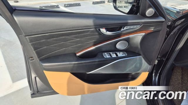 Kia The / новый K9, 2019 17