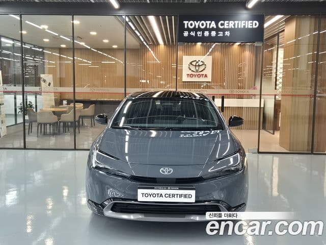 Toyota 프리우스 5세대 2.0 XLE, 2025 3