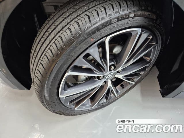 Toyota 프리우스 5세대 2.0 XLE, 2025 все фото