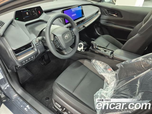 Toyota 프리우스 5세대 2.0 XLE, 2025 11