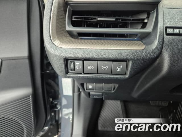 Toyota 프리우스 5세대 2.0 XLE, 2025 13