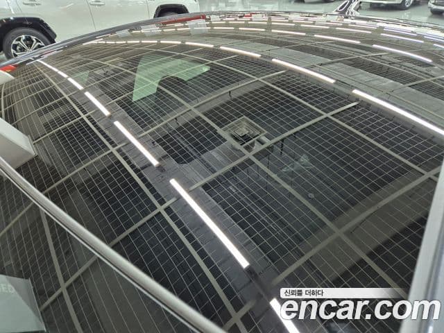 Toyota 프리우스 5세대 2.0 XLE, 2025 16