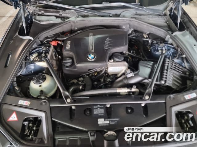 BMW 5시리즈 (F10), 2013 9