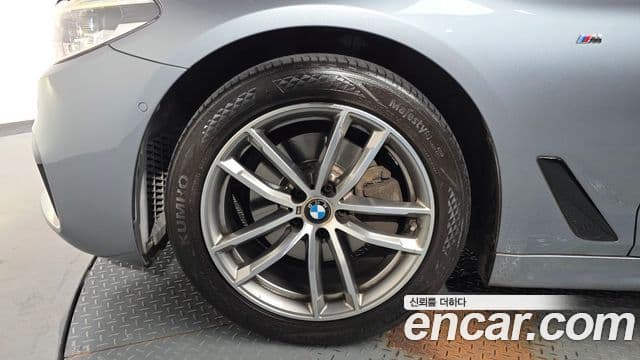 BMW 5시리즈 (G30) 520d M Sport Plus, 2017 все фото
