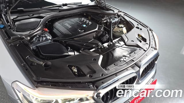 BMW 5시리즈 (G30) 520d M Sport Plus, 2017 6