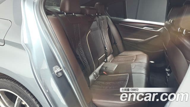 BMW 5시리즈 (G30) 520d M Sport Plus, 2017 13
